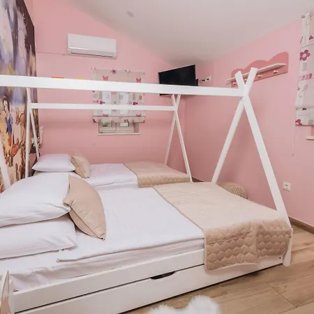 Holiday home Anabel Kastelir