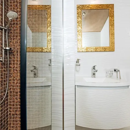 Anabel 別荘 Kaštelir