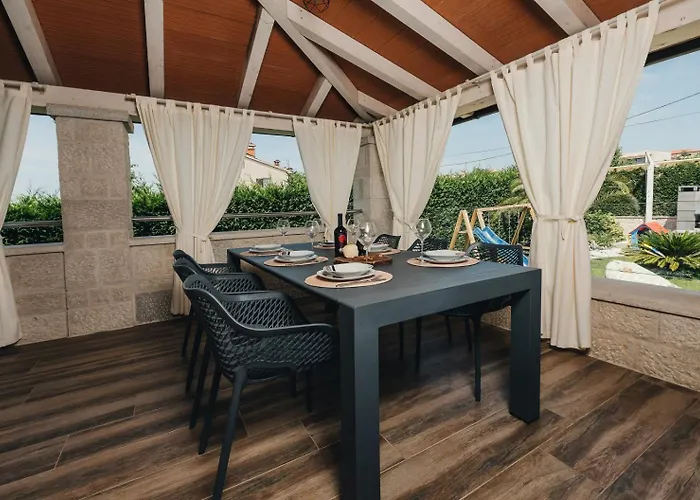 Vikendica Anabel Kastelir